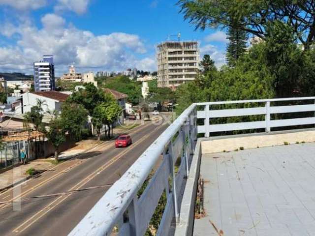 Casa com 3 quartos à venda na Avenida Benno Mentz, 897, Vila Ipiranga, Porto Alegre, 350 m2 por R$ 1.100.000