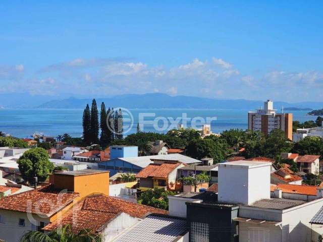 Casa com 4 quartos à venda na Rua São Miguel, 403, João Paulo, Florianópolis, 302 m2 por R$ 1.800.000