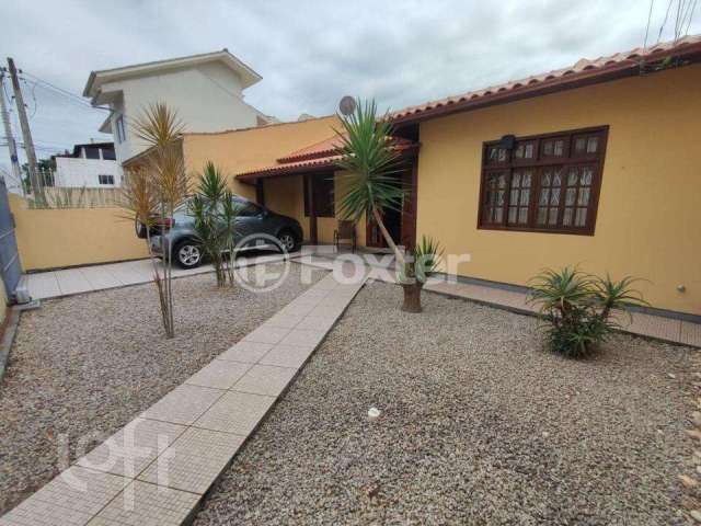 Casa com 4 quartos à venda na Rua Santa Tereza, 50, Balneário, Florianópolis, 150 m2 por R$ 900.000