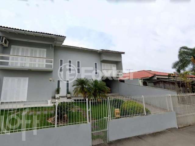 Casa com 4 quartos à venda na Rua Pau de Canela, 536, Rio Tavares, Florianópolis, 222 m2 por R$ 1.802.000