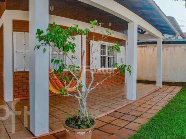 Casa com 3 quartos à venda na Rua Afonso Cardoso da Veiga, 367, Canasvieiras, Florianópolis, 127 m2 por R$ 1.900.000