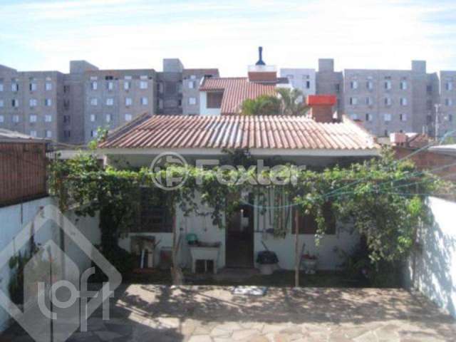 Casa com 3 quartos à venda na Rua São Guilherme, 197, Vila São José, Porto Alegre, 280 m2 por R$ 900.000