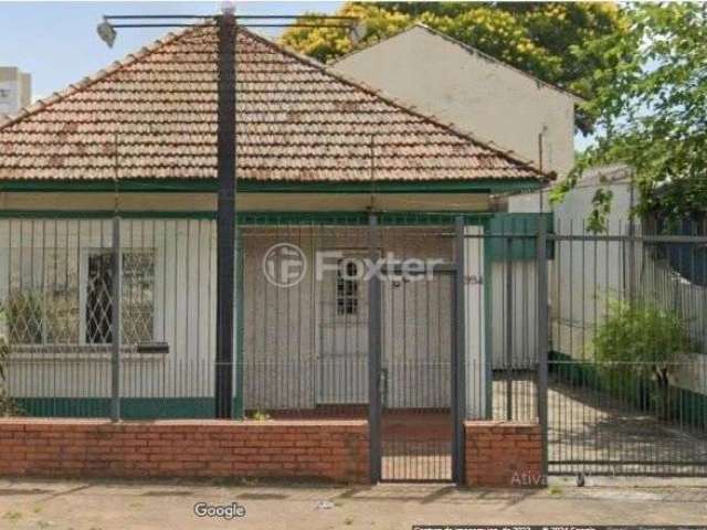 Casa com 3 quartos à venda na Rua Joaquim Silveira, 994, São Sebastião, Porto Alegre, 196 m2 por R$ 523.500