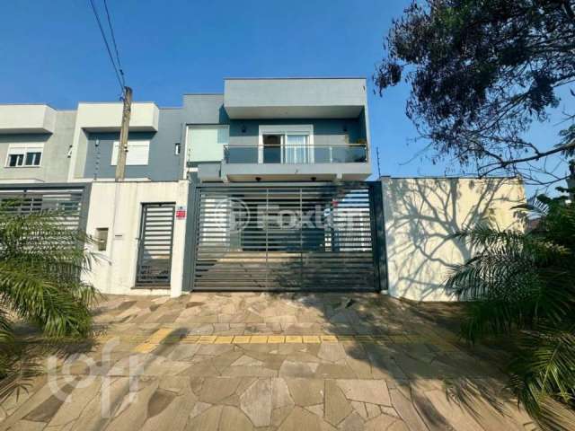 Casa com 3 quartos à venda na Avenida Dona Rosalina, 1269, Igara, Canoas, 180 m2 por R$ 939.000