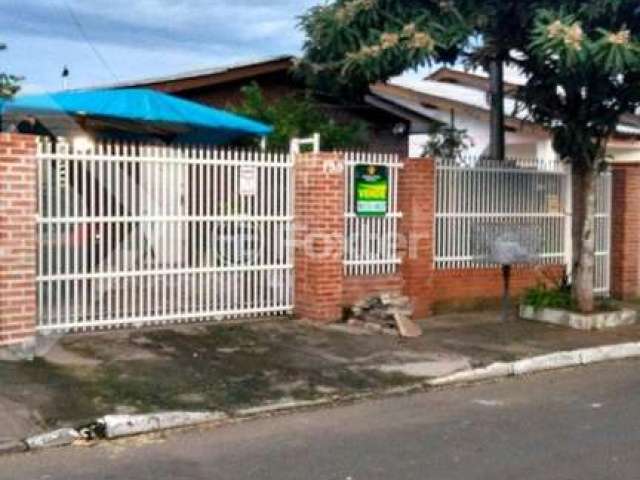 Casa com 2 quartos à venda na Rua Santa Raquel, 199, Olaria, Canoas, 70 m2 por R$ 300.000