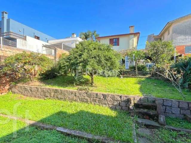 Casa com 3 quartos à venda na Rua Delfino Riet, 360, Santo Antônio, Porto Alegre, 153 m2 por R$ 660.000