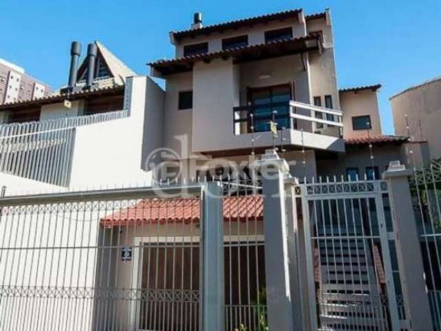 Casa com 3 quartos à venda na Rua Matias José Bins, 1489, Chácara das Pedras, Porto Alegre, 221 m2 por R$ 1.300.000