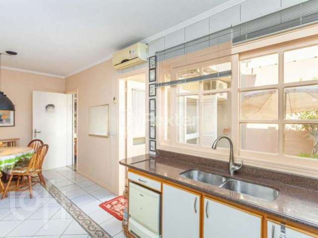 Casa em condomínio fechado com 4 quartos à venda na Rua Pasteur, 570, Ipanema, Porto Alegre, 344 m2 por R$ 999.200