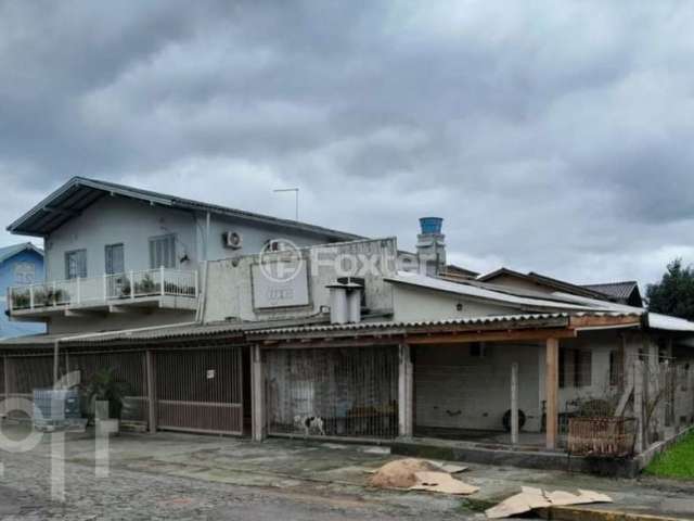 Casa com 4 quartos à venda na Rua Rio Madeira, 67, Arroio da Manteiga, São Leopoldo, 650 m2 por R$ 960.000