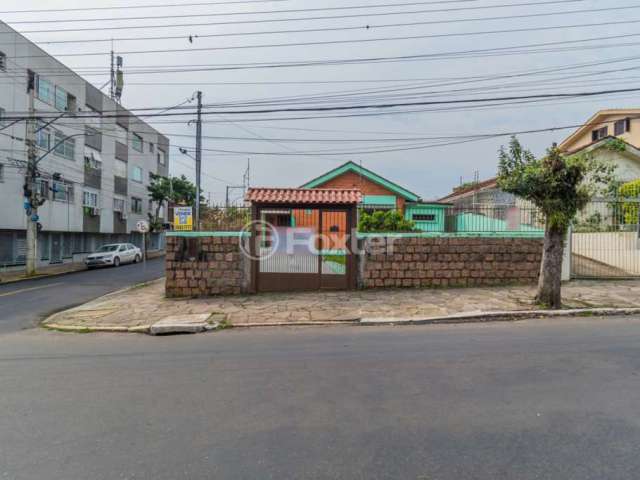 Casa com 3 quartos à venda na Rua João Mora, 162, Camaquã, Porto Alegre, 140 m2 por R$ 550.000