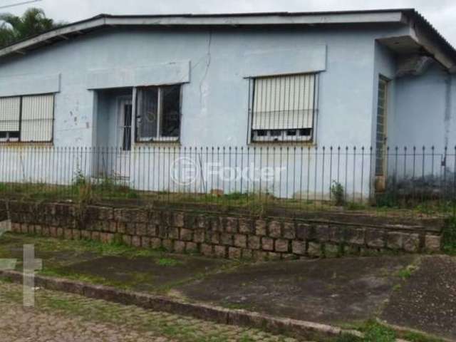 Casa com 3 quartos à venda na Rua Victor Issler, 329, Espírito Santo, Porto Alegre, 300 m2 por R$ 280.000