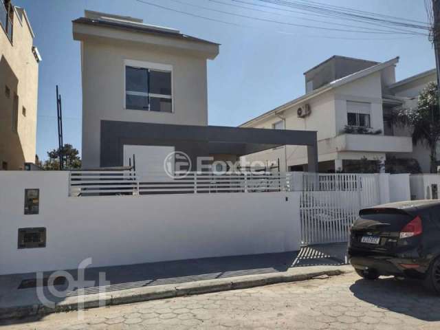 Casa com 4 quartos à venda na Rua Aviação Francesa, 600, Campeche, Florianópolis, 178 m2 por R$ 1.650.000