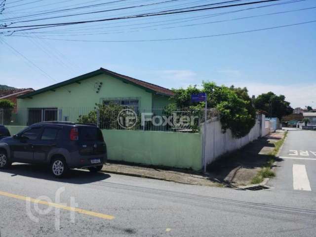 Casa com 3 quartos à venda na Avenida Brasília, 266, Bela Vista, São José, 162 m2 por R$ 530.000