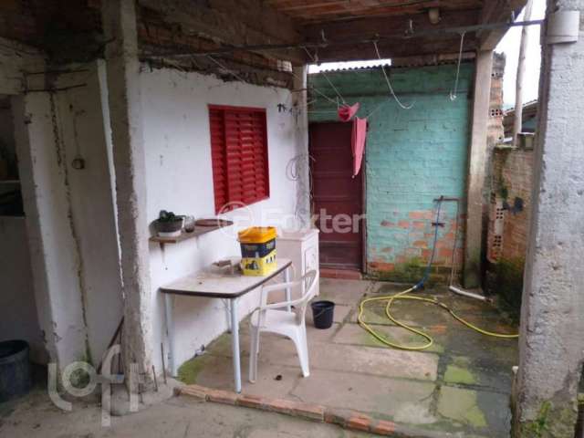 Casa com 2 quartos à venda na Rua Gregório Perez, 294, Cavalhada, Porto Alegre, 122 m2 por R$ 145.000