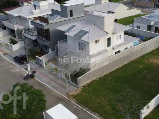 Casa em condomínio fechado com 3 quartos à venda na Rua Monte Cambirela, 455, Praia de Fora, Palhoça, 216 m2 por R$ 1.275.000