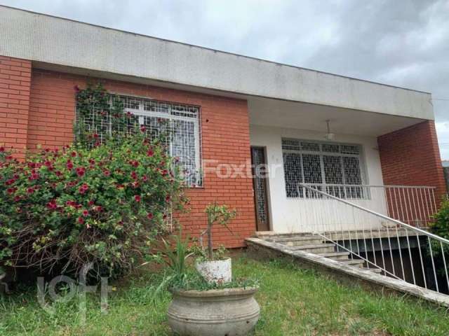 Casa com 3 quartos à venda na Rua Santa Cruz, 67, Santa Tereza, Porto Alegre, 133 m2 por R$ 600.000