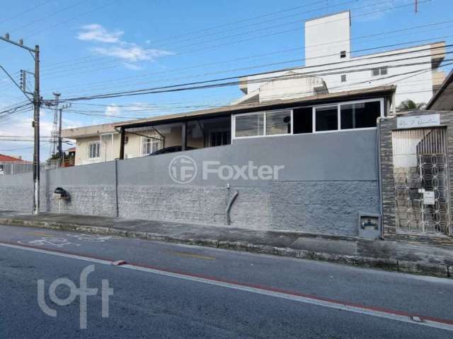 Casa com 3 quartos à venda na Rua Pedro Bunn, 881, Jardim Cidade de Florianópolis, São José, 200 m2 por R$ 1.250.000