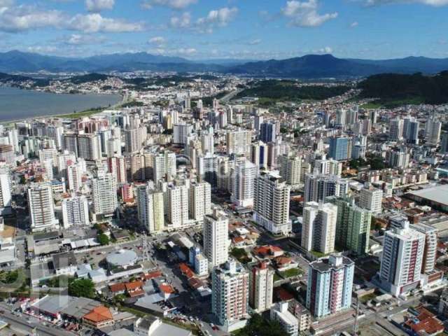 Apartamento com 3 quartos à venda na Avenida Presidente Nereu Ramos, 1039, Campinas, São José, 134 m2 por R$ 1.299.000