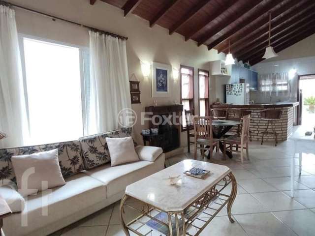 Casa com 2 quartos à venda na Rua 500, 326, Balneário Ponta do Papagaio (Ens Brito), Palhoça, 120 m2 por R$ 800.000