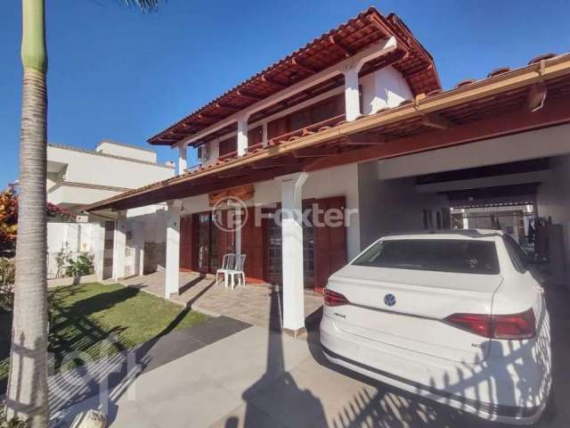 Casa com 5 quartos à venda na Rua Ipanema, 30, Enseada de Brito, Palhoça, 200 m2 por R$ 1.500.000