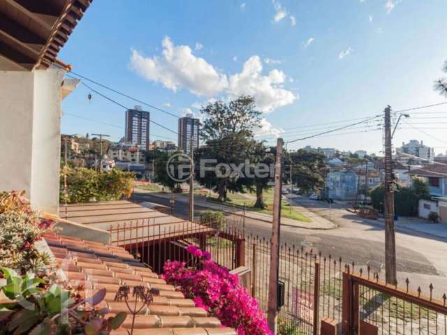 Casa com 4 quartos à venda na Avenida General Barreto Viana, 245, Chácara das Pedras, Porto Alegre, 277 m2 por R$ 1.350.000