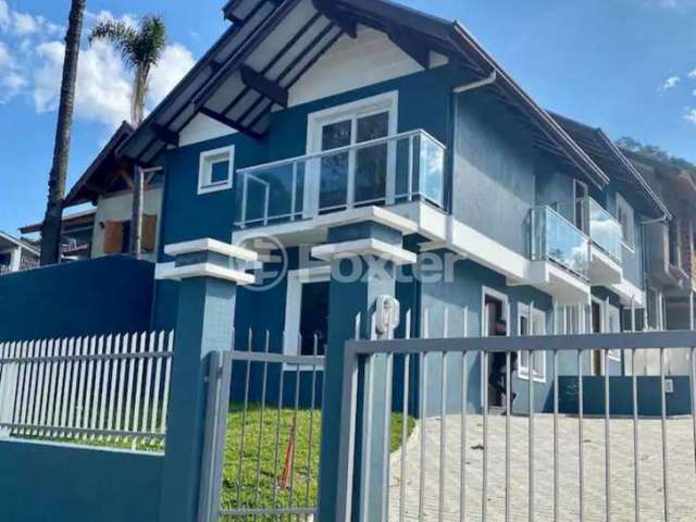 Casa em condomínio fechado com 3 quartos à venda na Rua Francisco Bertolucci, 2, Leodoro de Azevedo, Canela, 103 m2 por R$ 1.200.000