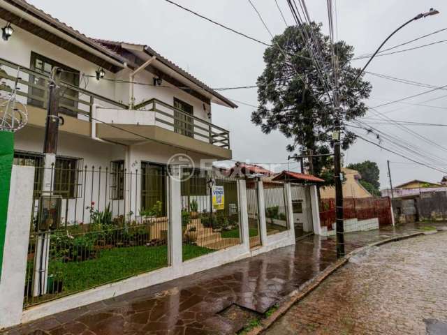 Casa com 4 quartos à venda na Rua Doutor Ernesto Di Primio Beck, 105, Vila João Pessoa, Porto Alegre, 289 m2 por R$ 790.000