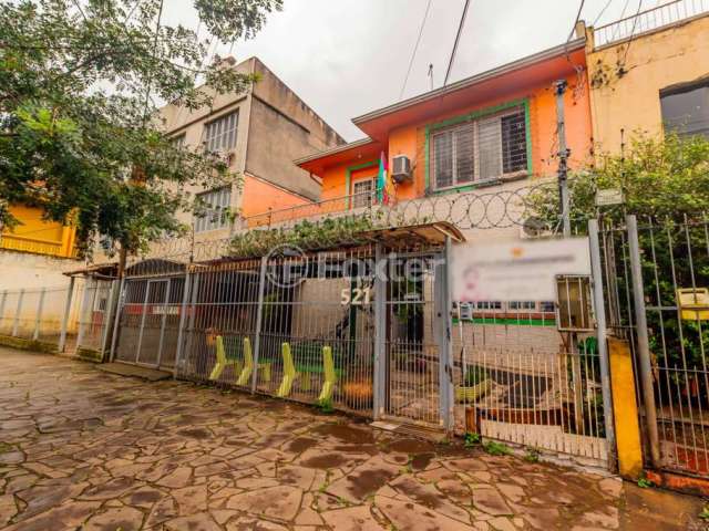 Casa com 16 quartos à venda na Avenida Polônia, 521, São Geraldo, Porto Alegre, 268 m2 por R$ 795.000