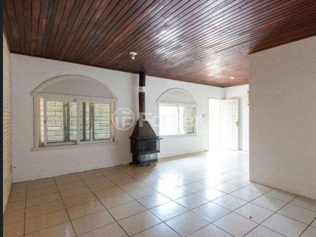 Casa com 3 quartos à venda na Estrada Aracaju, 70, Vila Nova, Porto Alegre, 120 m2 por R$ 380.000