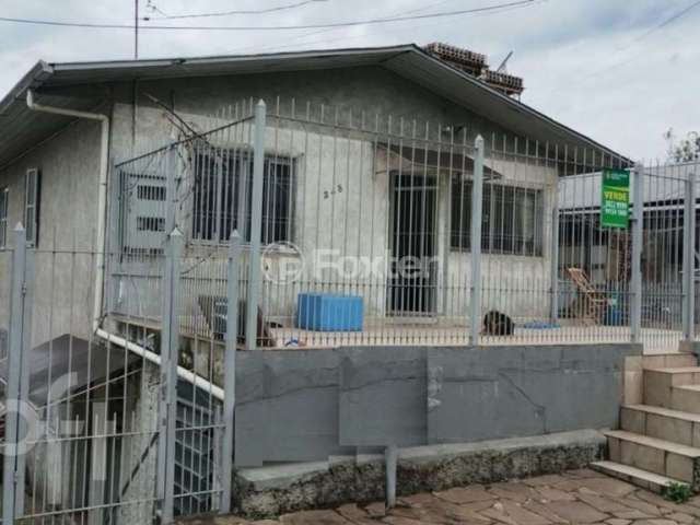 Casa com 3 quartos à venda na Rua Getúlio Vargas, 248, Presidente Vargas, Caxias do Sul, 147 m2 por R$ 365.000