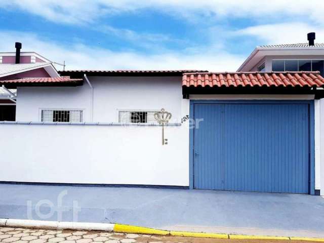 Casa com 3 quartos à venda na Rua Pica-Pau, 555, Enseada de Brito, Palhoça, 228 m2 por R$ 930.000