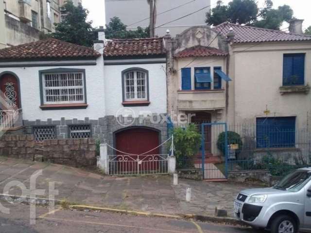 Casa com 3 quartos à venda na Avenida Taquara, 20, Petrópolis, Porto Alegre, 222 m2 por R$ 1.500.000