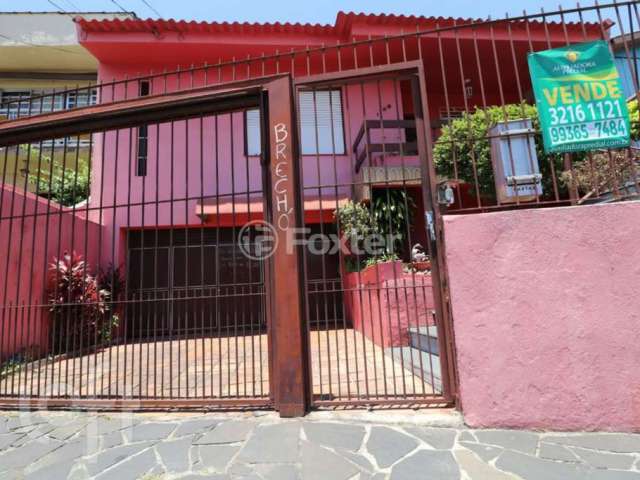 Casa com 3 quartos à venda na Rua Fernando Abbott, 1129, Cristo Redentor, Porto Alegre, 233 m2 por R$ 650.000