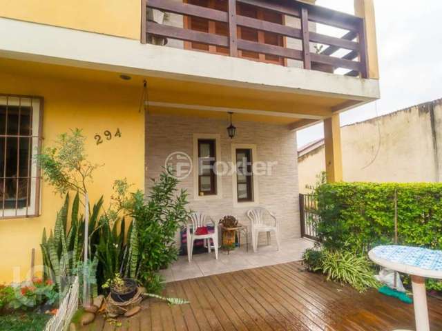 Casa com 3 quartos à venda na Travessa Kuluene, 294, Coronel Aparício Borges, Porto Alegre, 330 m2 por R$ 1.290.000