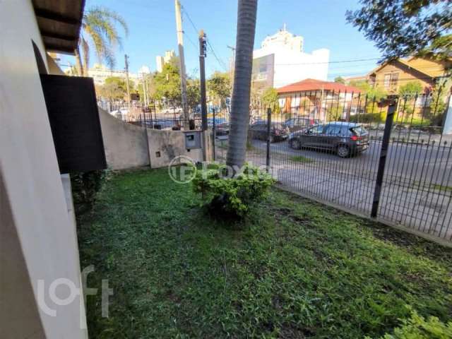 Casa com 4 quartos à venda na Rua Itapeva, 160, Passo da Areia, Porto Alegre, 332 m2 por R$ 1.100.000