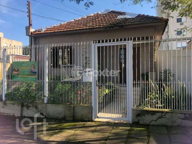 Casa com 3 quartos à venda na Avenida Benno Mentz, 1003, Vila Ipiranga, Porto Alegre, 330 m2 por R$ 599.990