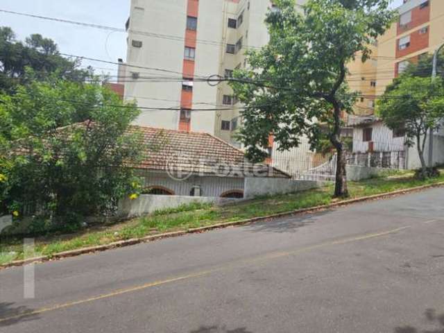 Casa com 3 quartos à venda na Rua Luzitana, 1141, Higienópolis, Porto Alegre, 330 m2 por R$ 1.200.000