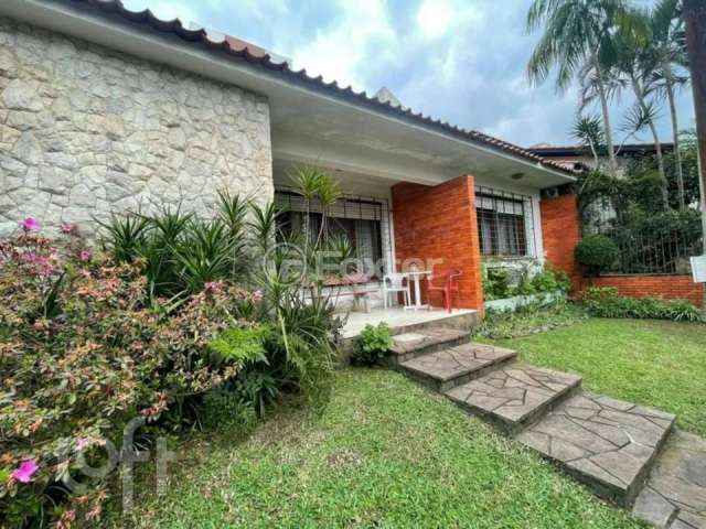 Casa com 3 quartos à venda na Rua Portugal, 539, São João, Porto Alegre, 190 m2 por R$ 870.000