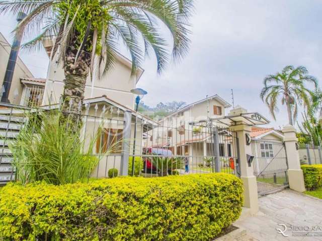 Casa em condomínio fechado com 4 quartos à venda na Rua Professor Carvalho de Freitas, 1485, Teresópolis, Porto Alegre, 89 m2 por R$ 330.000