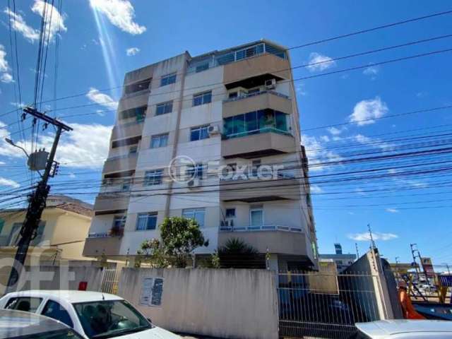 Apartamento com 3 quartos à venda na Rua Santo Antônio, 1529, Barreiros, São José, 98 m2 por R$ 439.000