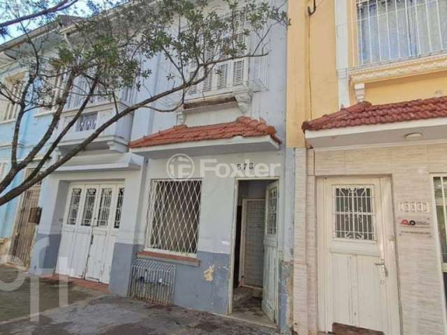 Casa com 3 quartos à venda na Rua São Carlos, 578, Floresta, Porto Alegre, 115 m2 por R$ 741.000