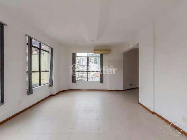 Sala comercial com 1 sala à venda na Rua Felicíssimo de Azevedo, 53, São João, Porto Alegre, 423878 m2 por R$ 260.000