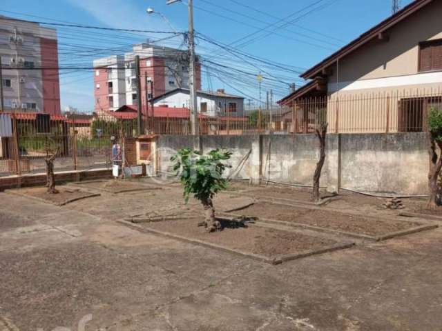 Casa com 3 quartos à venda na Rua Joaquim Nabuco, 1021, Fátima, Canoas, 104 m2 por R$ 350.000