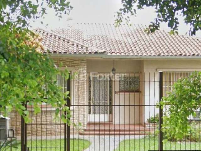 Casa com 4 quartos à venda na Rua Eça de Queiroz, 843, Petrópolis, Porto Alegre, 600 m2 por R$ 1.900.000