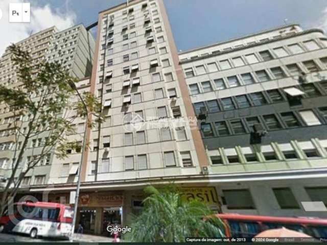 Apartamento com 1 quarto à venda na Avenida Borges de Medeiros, 417, Centro Histórico, Porto Alegre, 22 m2 por R$ 135.000