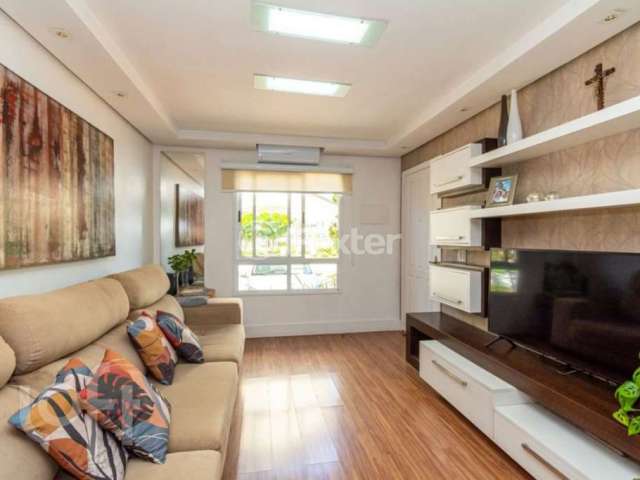 Casa com 3 quartos à venda na Avenida Vereador Clóvis Elias Prytula, 801, Central Parque, Cachoeirinha, 130 m2 por R$ 850.000