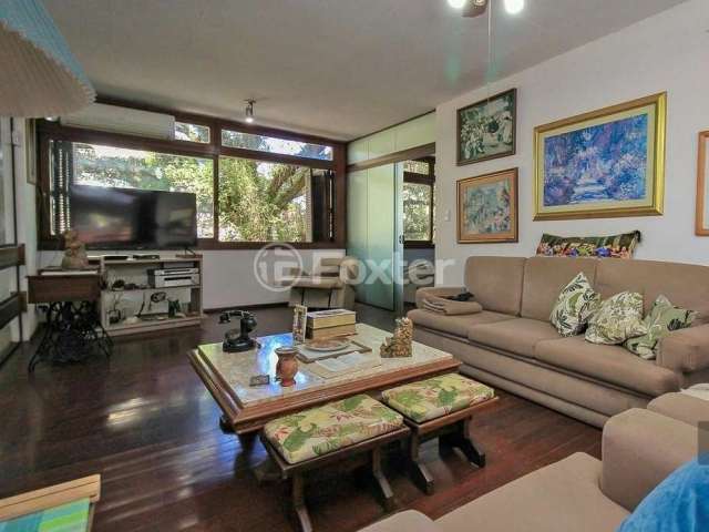 Casa com 4 quartos à venda na Rua Dário Pederneiras, 444, Petrópolis, Porto Alegre, 480 m2 por R$ 2.400.000