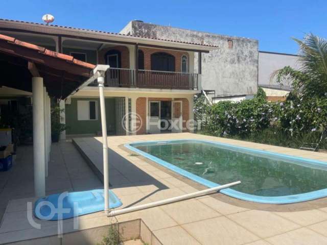 Casa com 3 quartos à venda na Rua Guarapari, 878, Enseada de Brito, Palhoça, 200 m2 por R$ 1.200.000