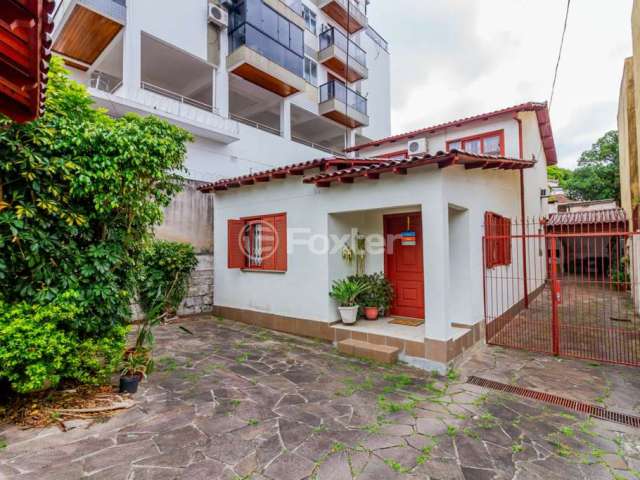 Casa comercial com 1 sala à venda na Rua Humberto de Campos, 155, Santo Antônio, Porto Alegre, 183 m2 por R$ 555.000