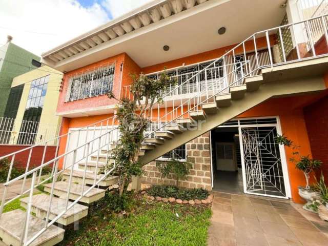 Casa com 3 quartos à venda na Rua Marquês do Herval, 87, Marechal Rondon, Canoas, 403 m2 por R$ 1.690.000